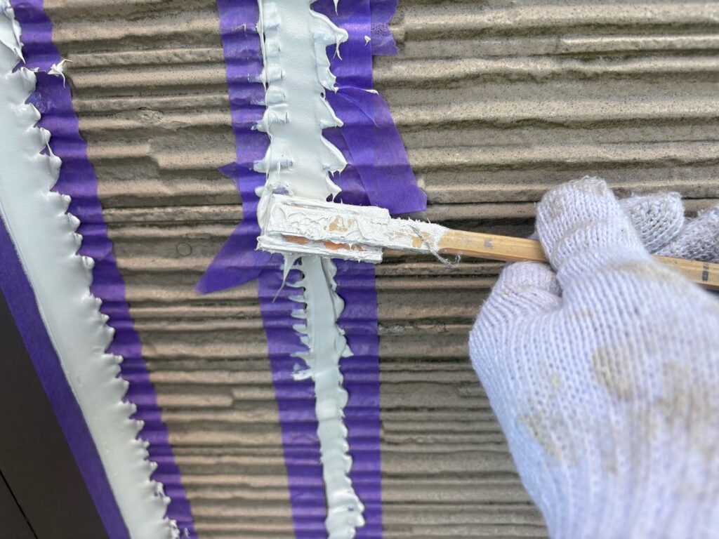 目地：コーキングならし